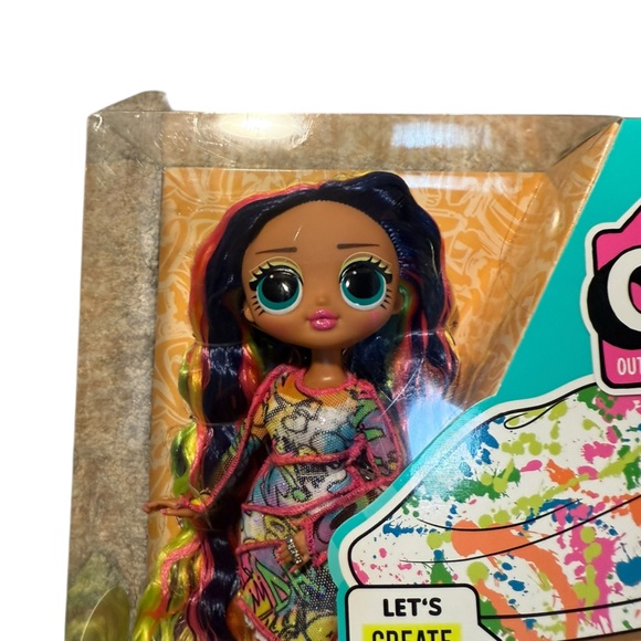 New LOL Surprise OMG Sketches Fashion Doll with 20 Surprises "let's create" - Picture 2 of 5